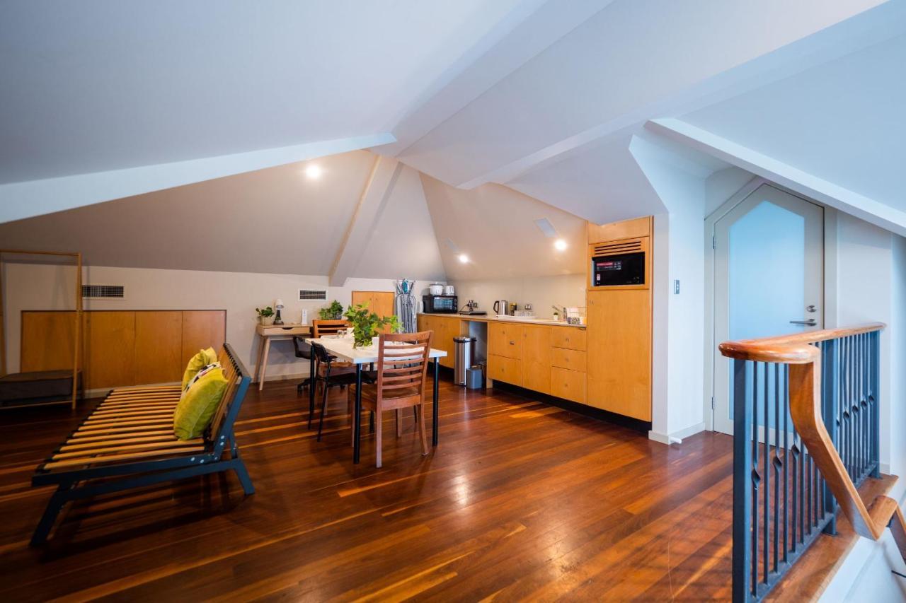 Quiet Private Studio In Strathfield With Kitchenette And Private Bathroom 3Min To Station Sleeps 6 Сідней Екстер'єр фото